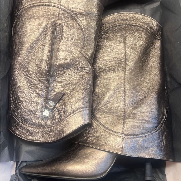 Cowboy style Agl Black Heeled Boots with Sleek Design - Picture 13 of 13